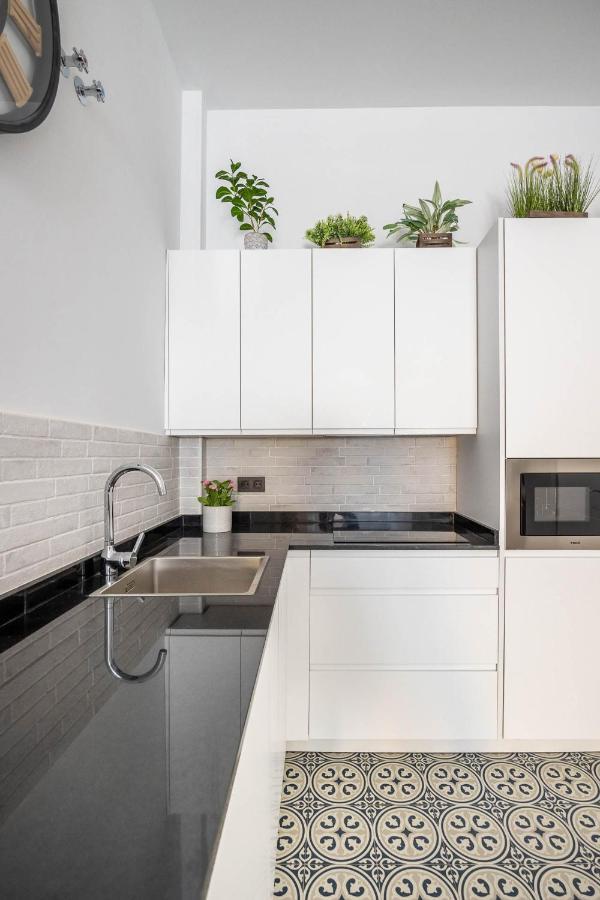 Behouse Macarena Apartment Seville Luaran gambar